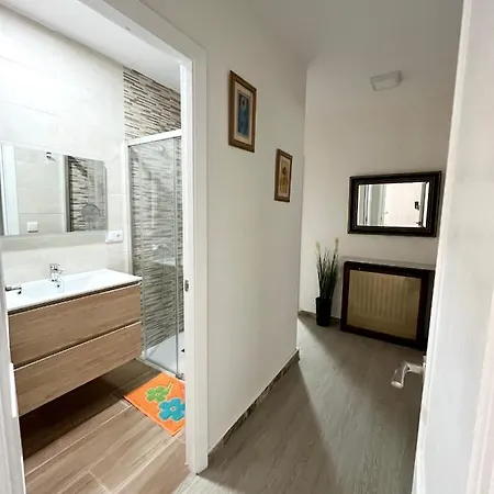 Casa *