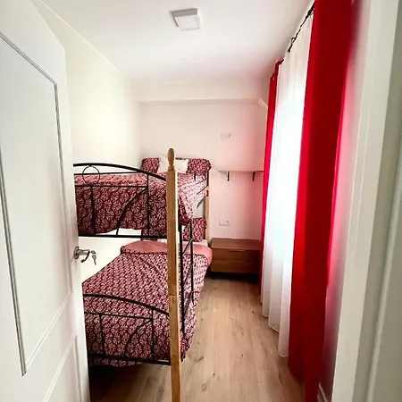 Casa *