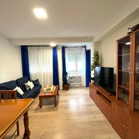 Casa *